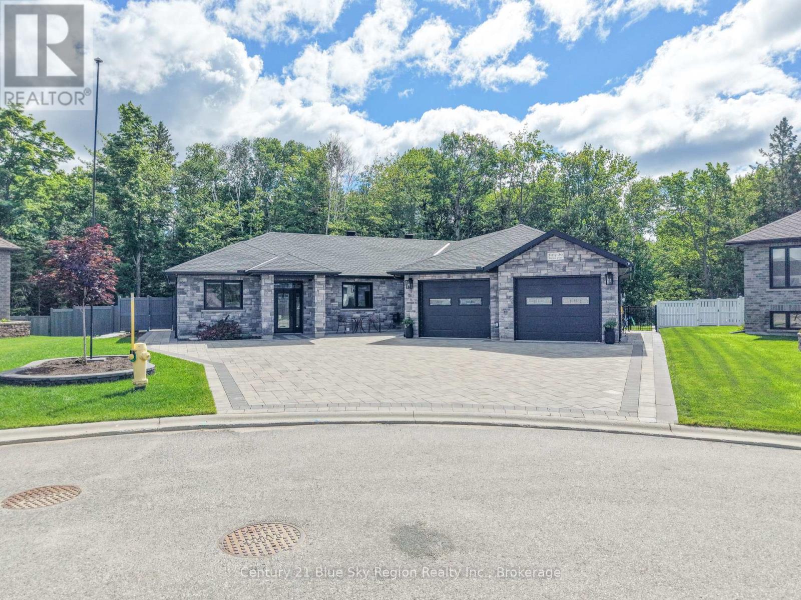 51 WELKIN GROVE