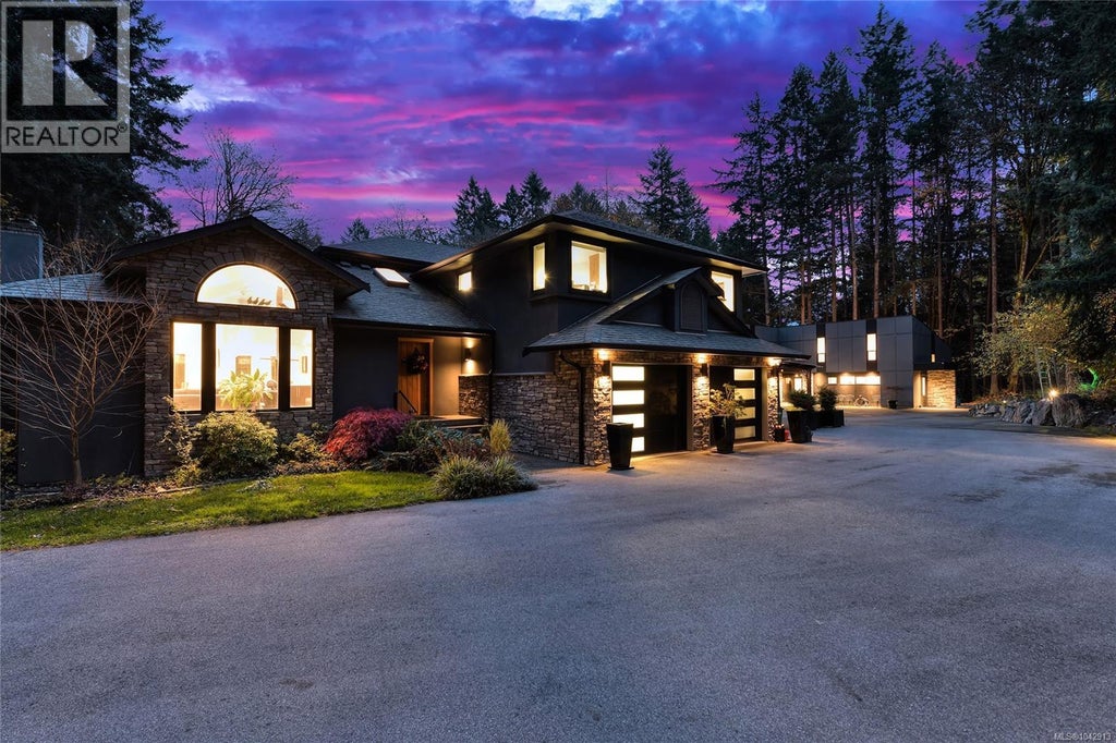 851 SAYWARD RD, SAANICH, BC V8Y 1R5 - Image 780226836.jpeg?d=l