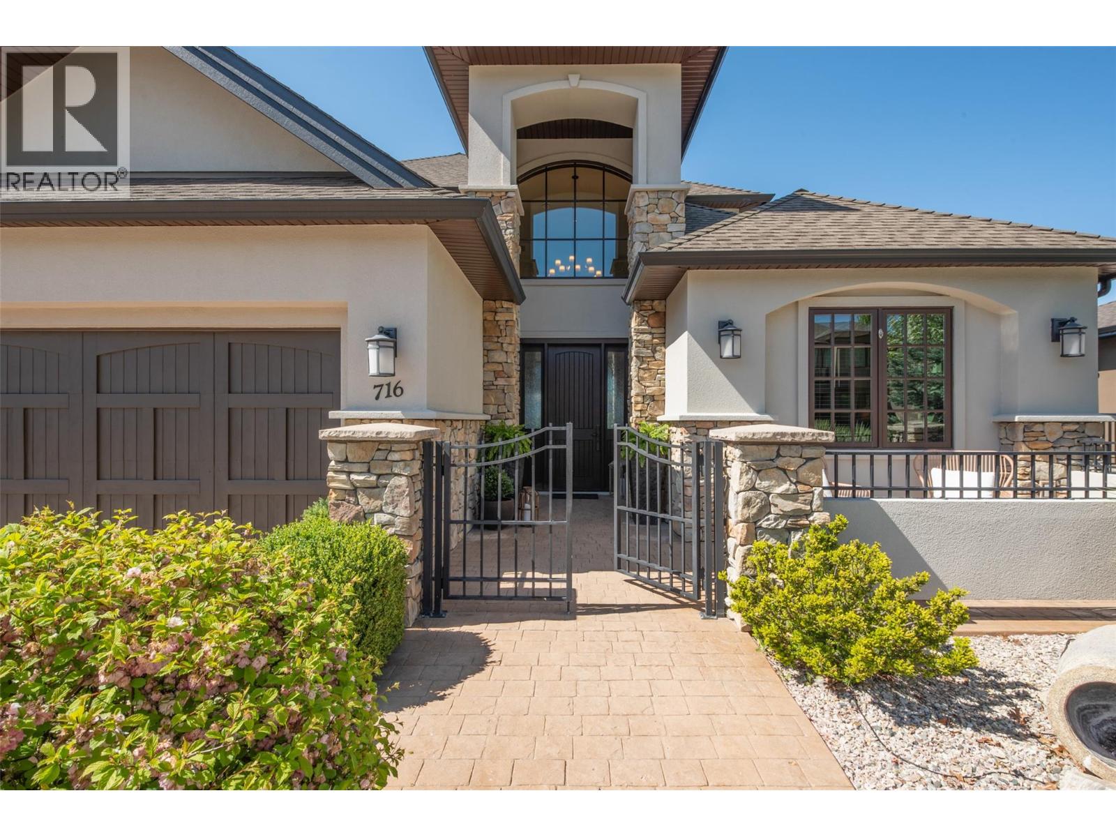 716 Kuipers Crescent