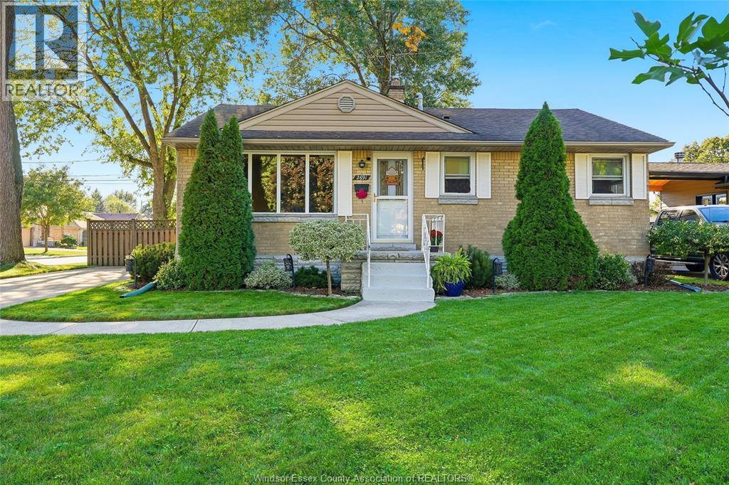 2691 ASKIN AVE, WINDSOR, ON N9E 3H8 - Image 627069074.jpeg?d=l