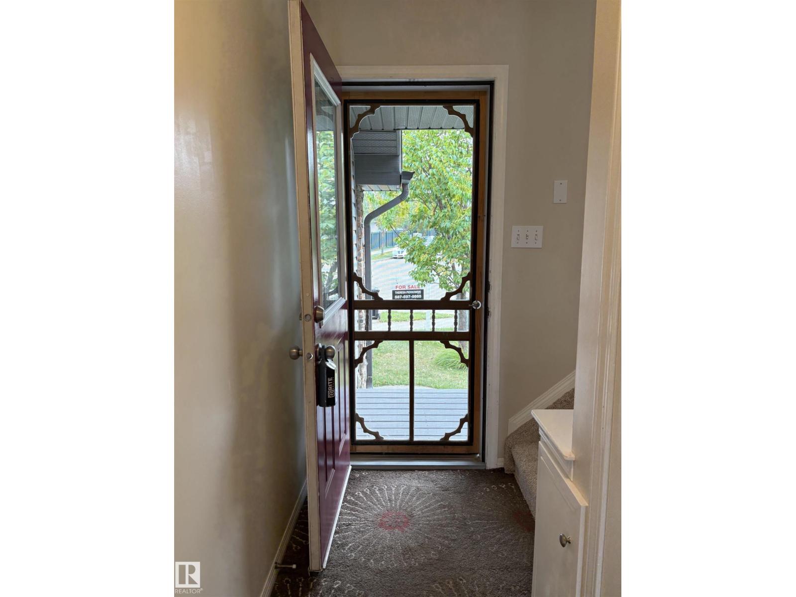 12248 16 AV SW