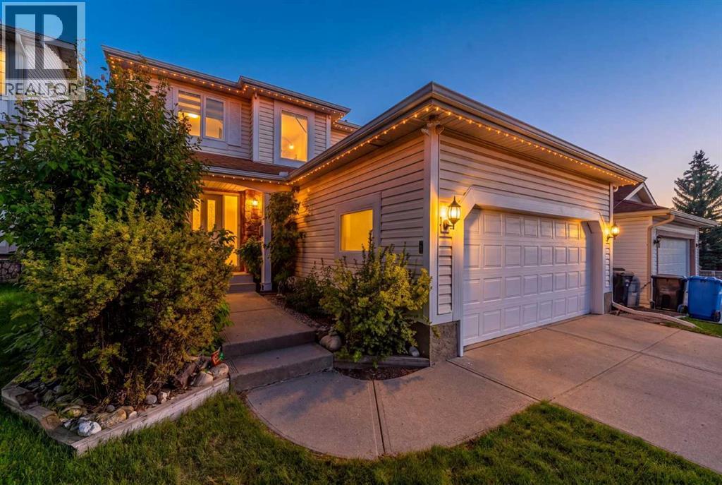8 HAWKDALE CLOSE NW, CALGARY, AB T3G 2V7 - Image 1963861758.jpeg?d=l