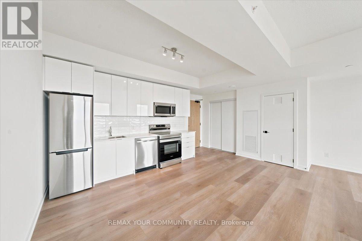 1409 - 33 ERIE AVENUE