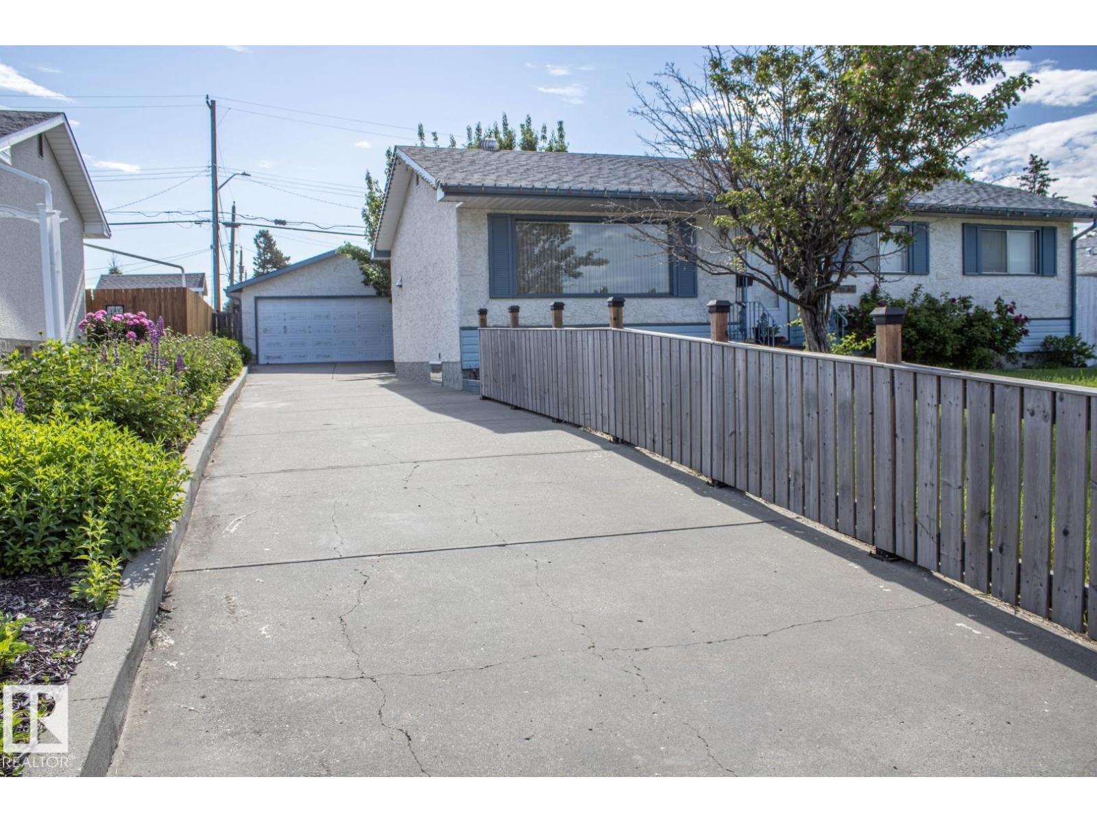 14107 58 ST NW