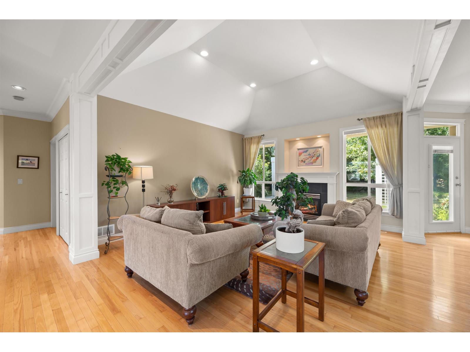 2507 EAGLE MOUNTAIN DRIVE