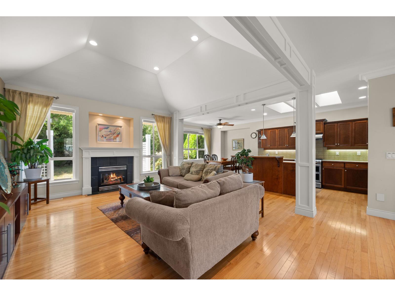 2507 EAGLE MOUNTAIN DRIVE