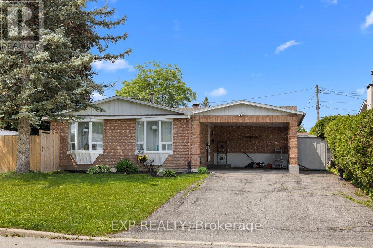 396 HATFIELD CRESCENT