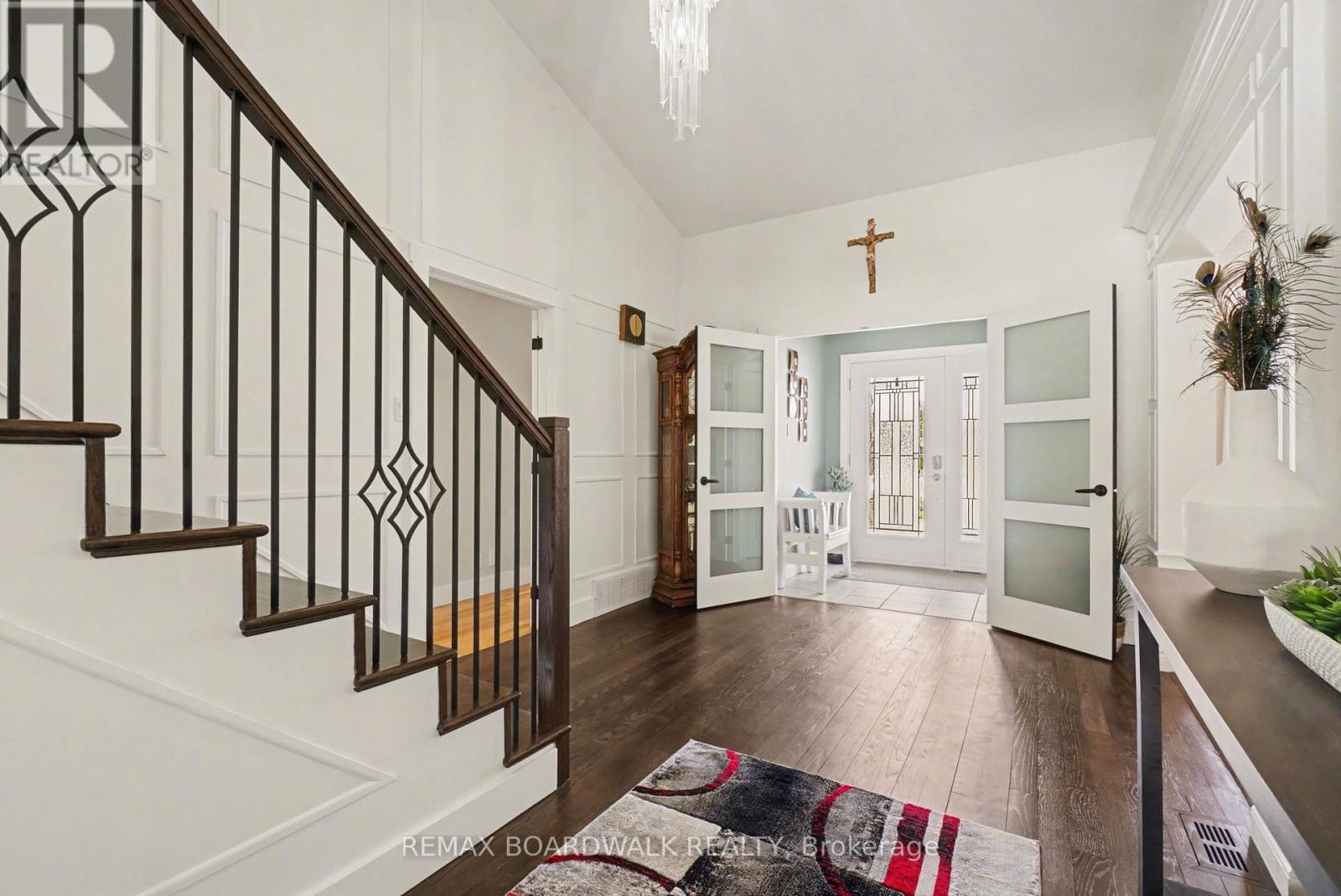 32 FAUCHER BOULEVARD