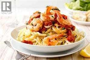 2763 Sunridge Way NE