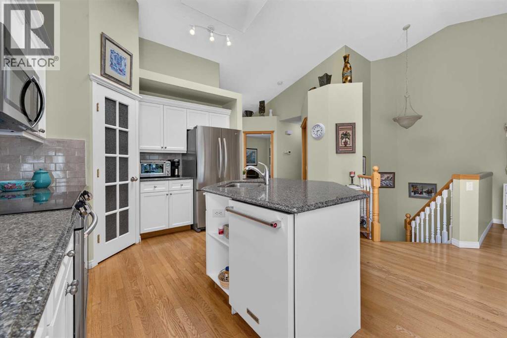 51 Chaparral Heath SE