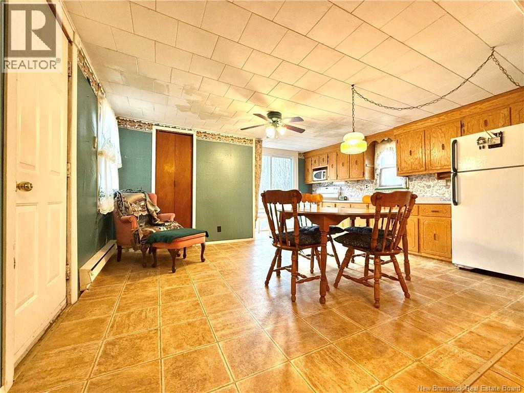 21 Maple Street - Photo 2