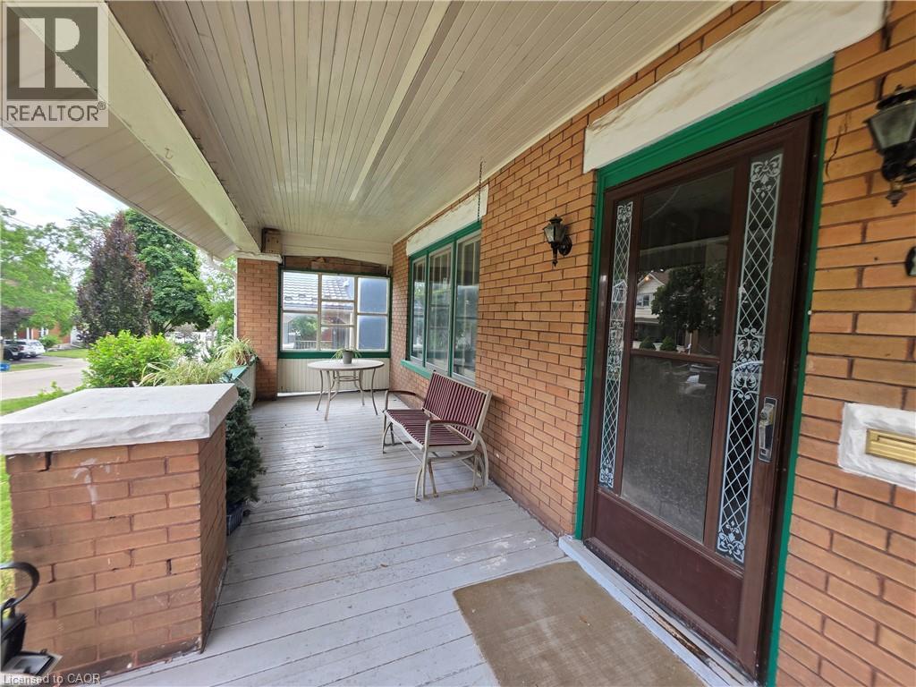 20 FAIRVIEW AVENUE, KITCHENER, ON N2H 3E8 - Image 1304391908.jpeg?d=l
