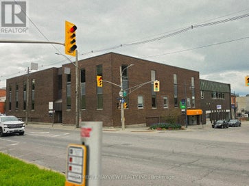 300 - 15 VICTORIA AVENUE Belleville (Belleville Ward) ON K8N 1Z5