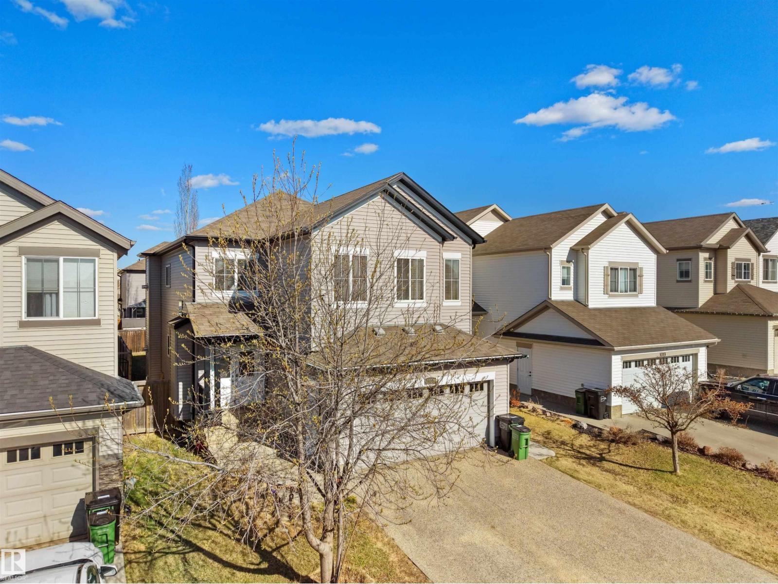 1015 61 ST SW