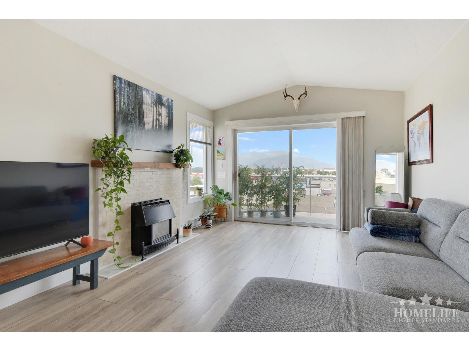 401 45729 GAETZ STREET, Sardis East Vedder