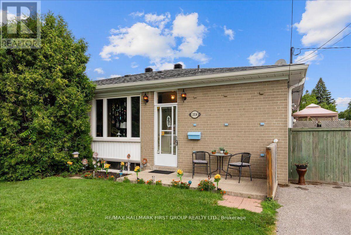 1014 DUNLOP STREET E