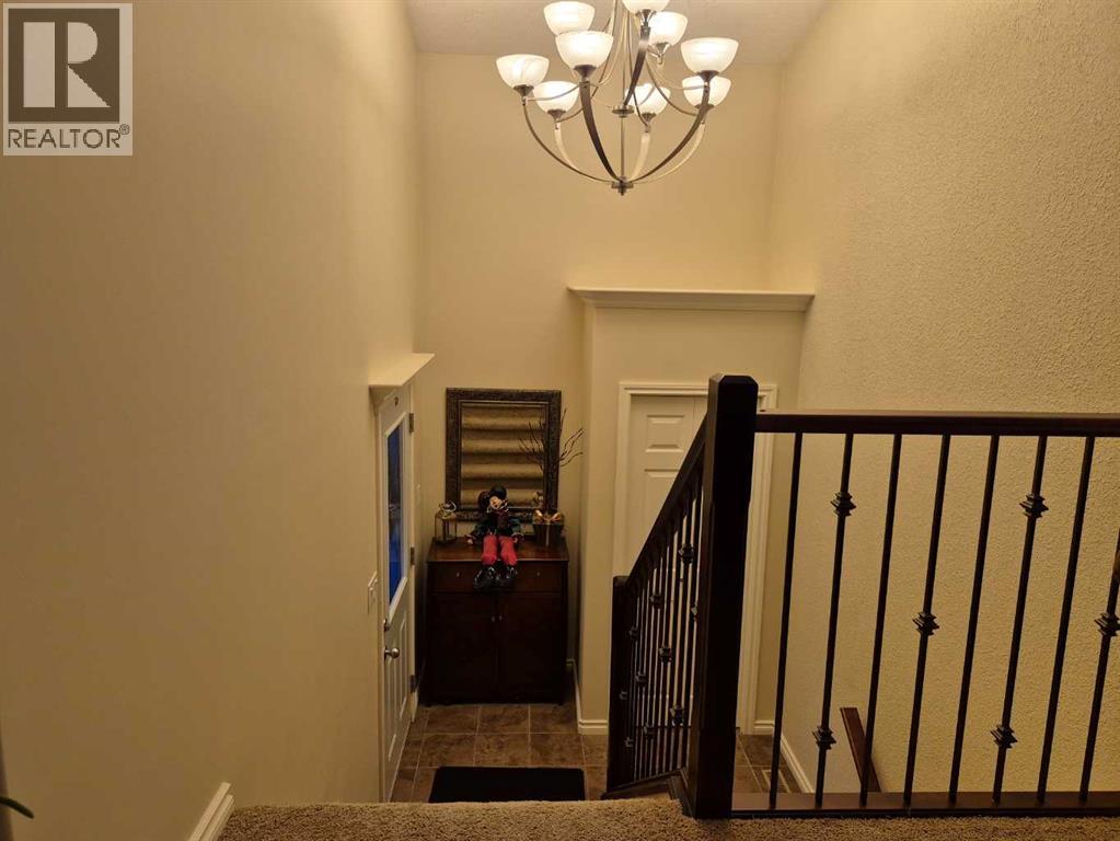 45 Sunridge Boulevard W