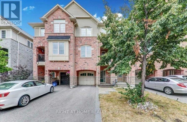 23 Linnell St, Ajax (Central East), ON