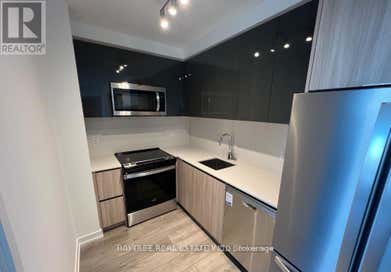 1014 - 3100 KEELE STREET Toronto (Downsview-Roding-CFB) ON M3M 0E1