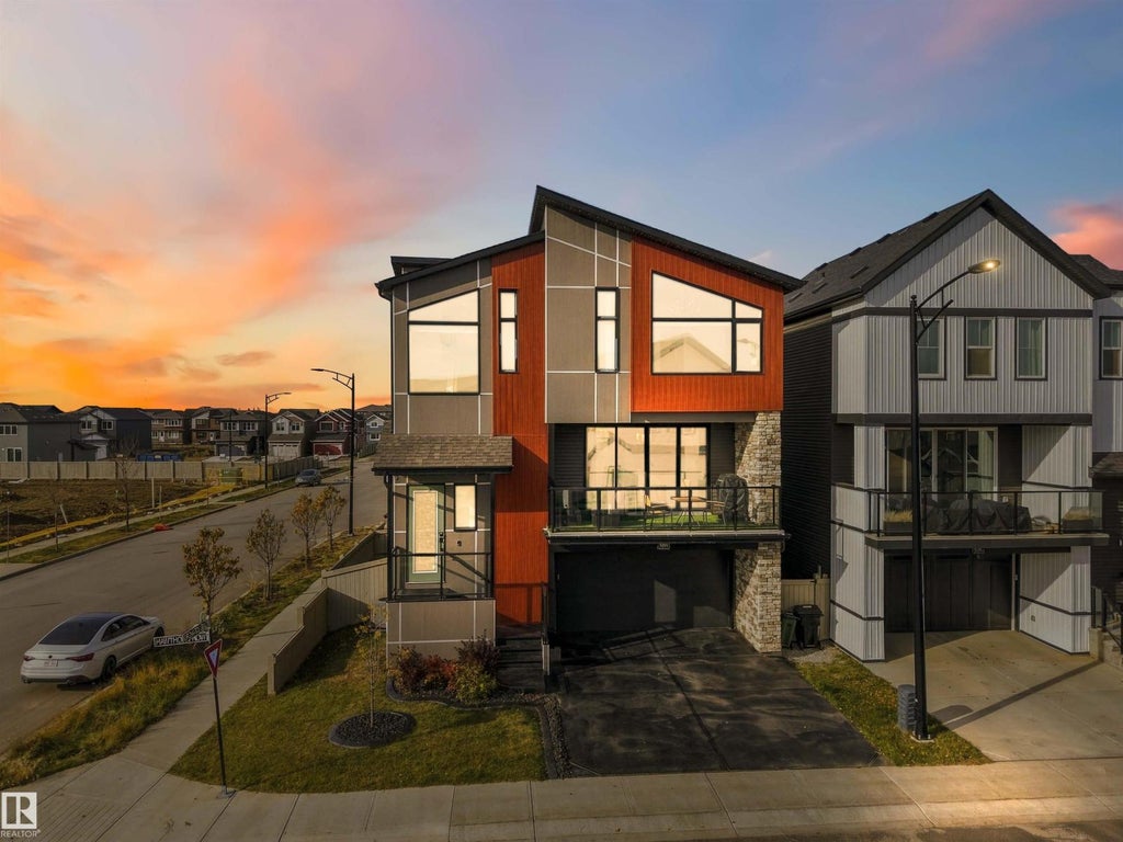 4204 HAWTHORN RO SW, EDMONTON, AB T6X 2Y7 - Image 4143421858.jpeg?d=l