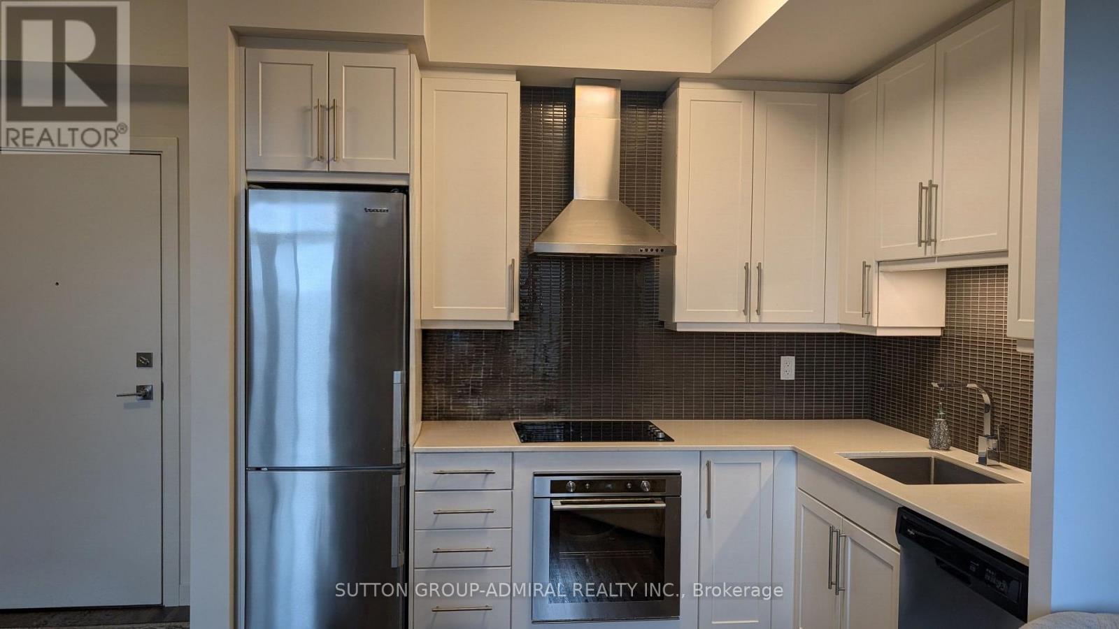 809 - 2093 FAIRVIEW STREET