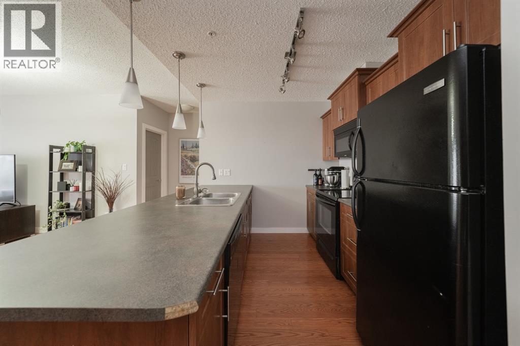 2101, 204 Sparrow Hawk Drive