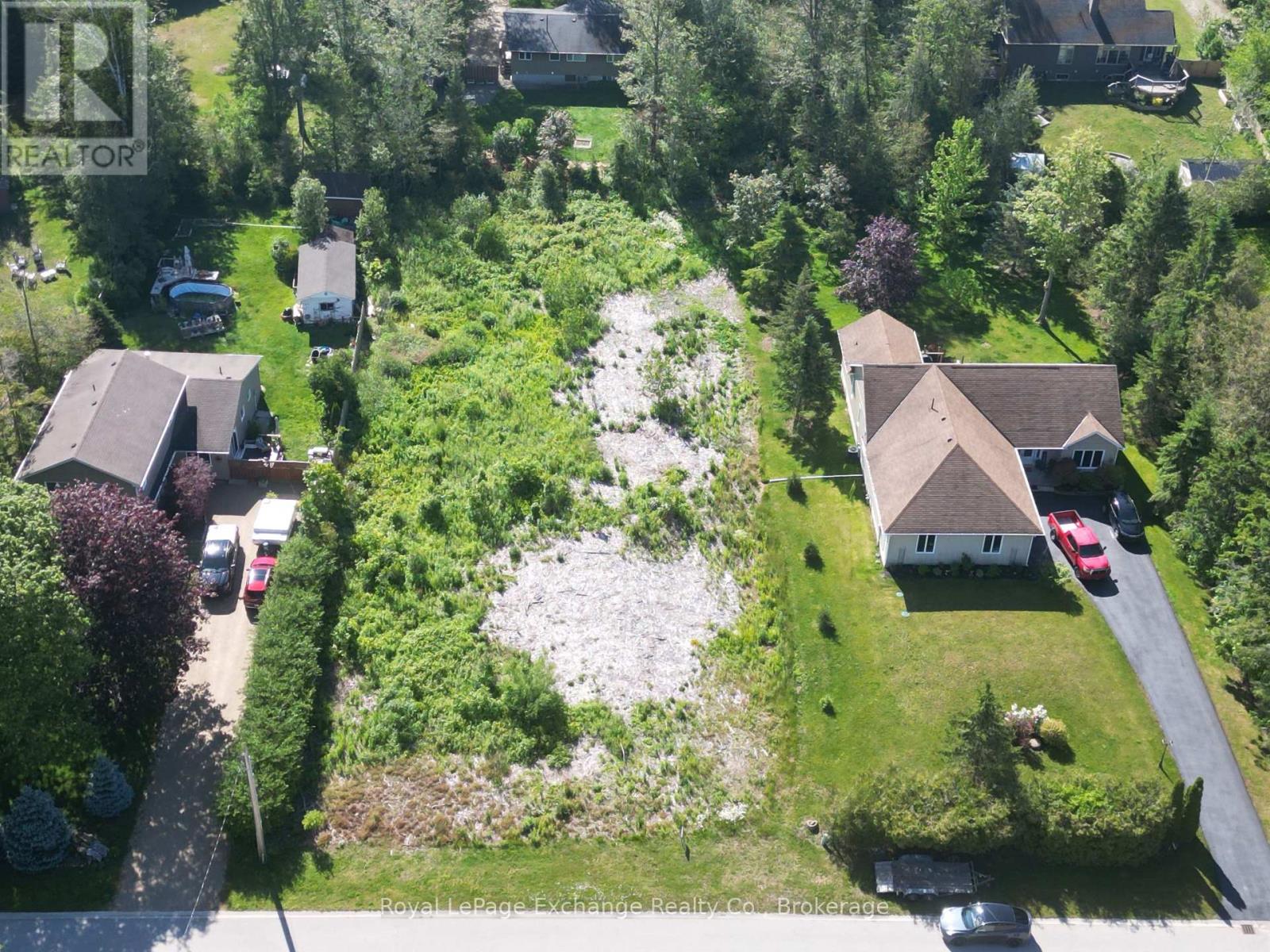 284 HURON ROAD