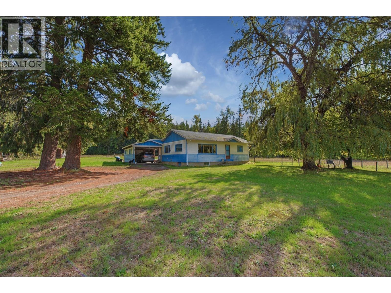 2613 Lumby Mabel Lake Road