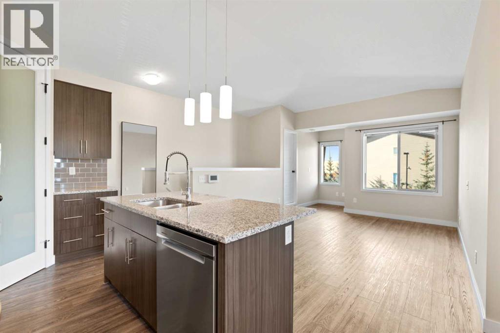1921, 2461 Baysprings Link SW