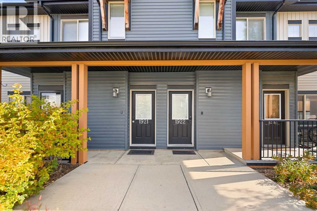 1921, 2461 Baysprings Link SW