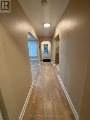 54 Hawman Ave, Vaughan (Vaughan Grove), ON 4