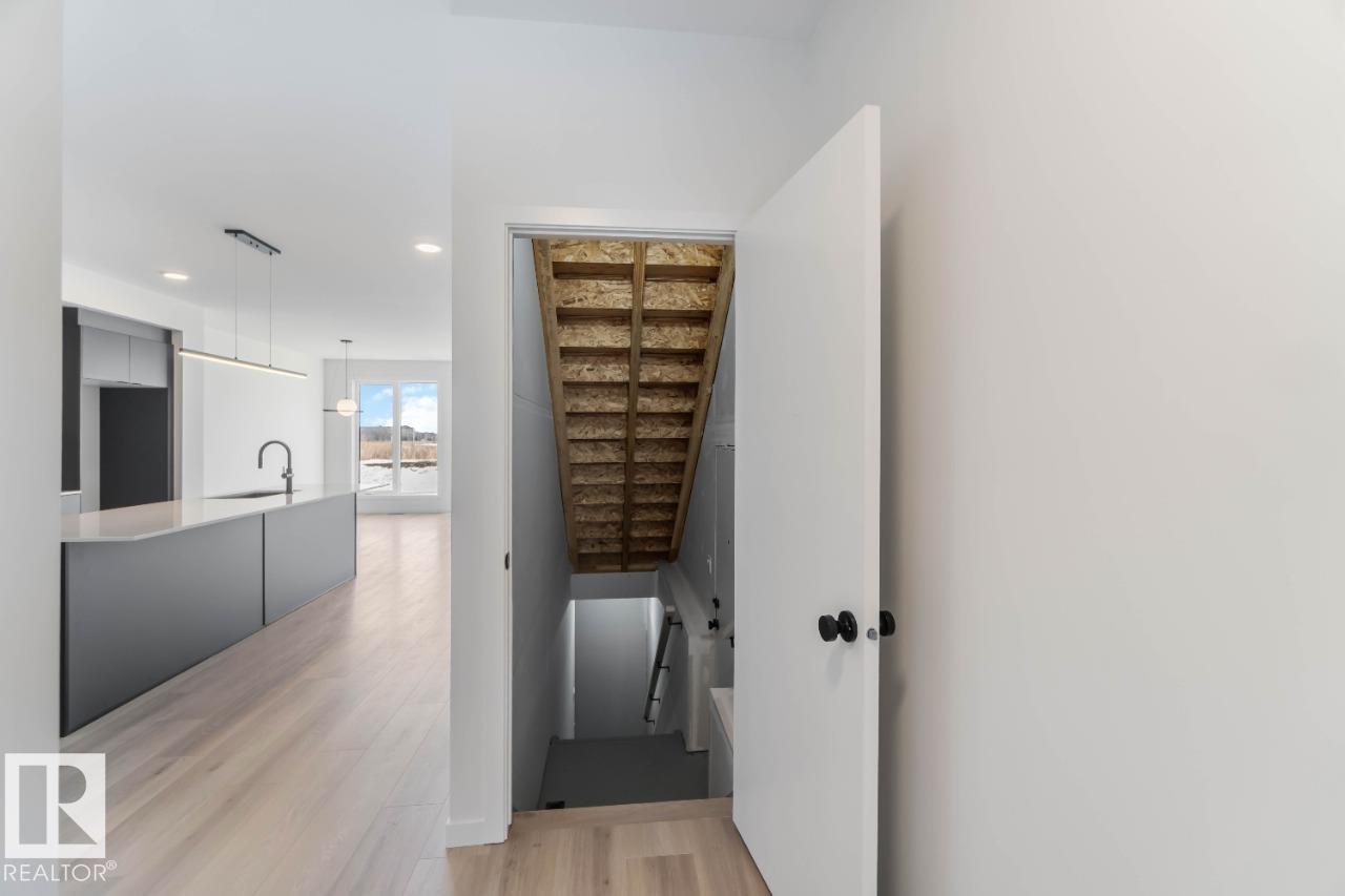 37 Devonshire DR