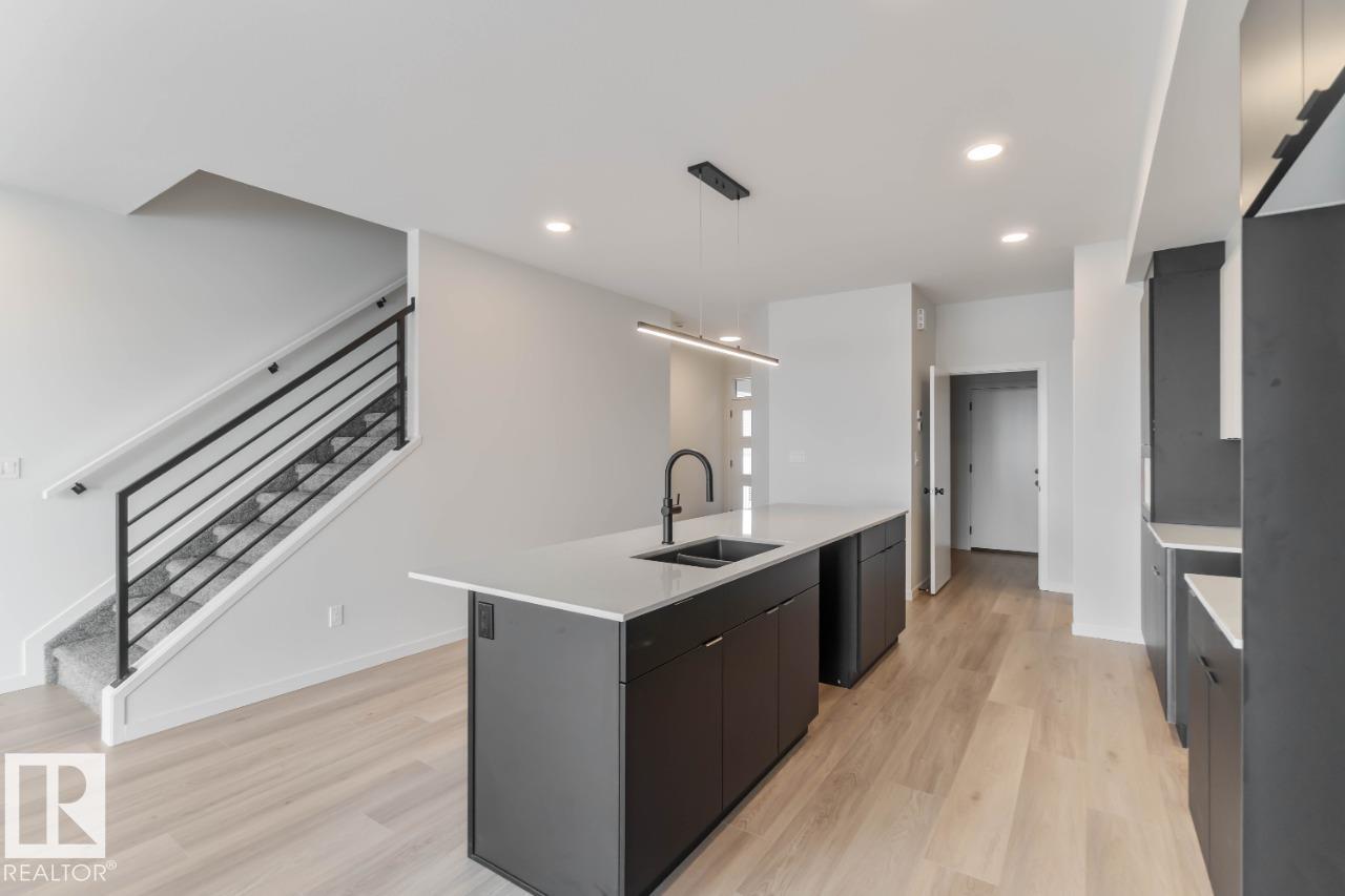 37 Devonshire DR