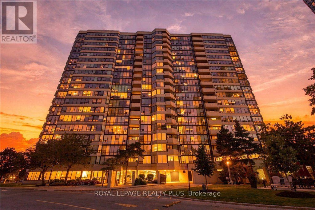 701 - 350 RATHBURN ROAD W
