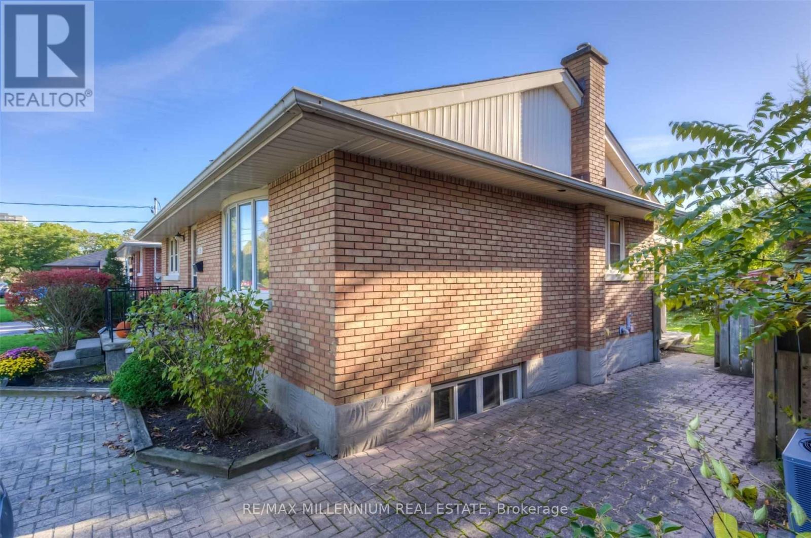 135 BYRON AVENUE