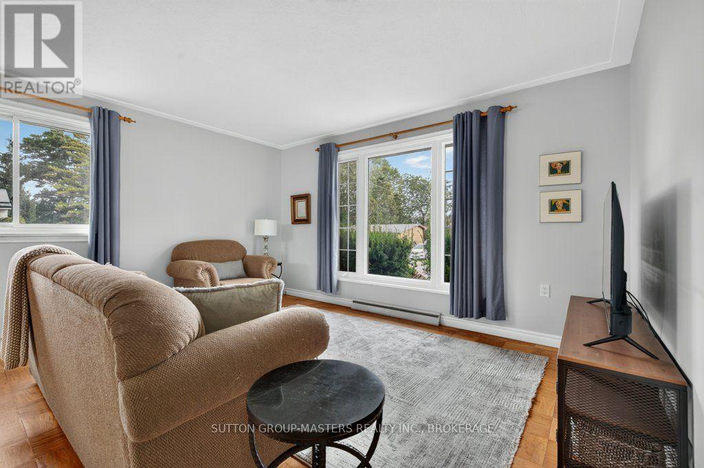 14 QUINTE AVENUE