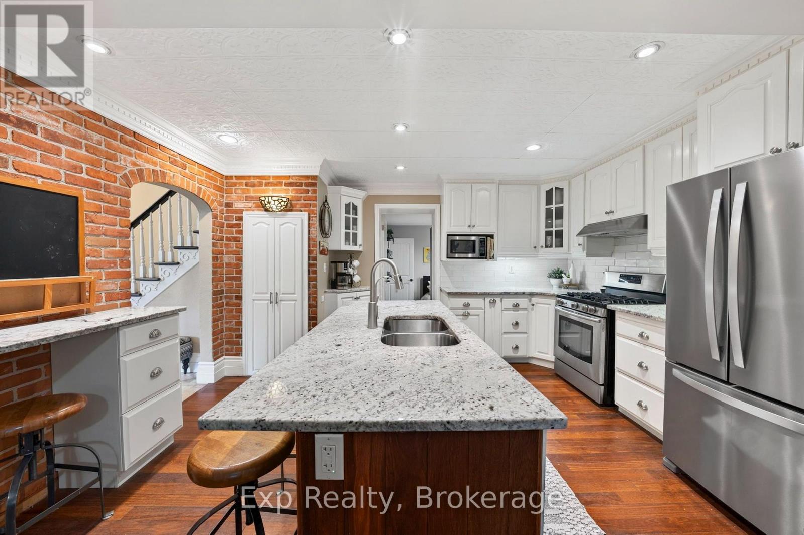 341 METCALF STREET