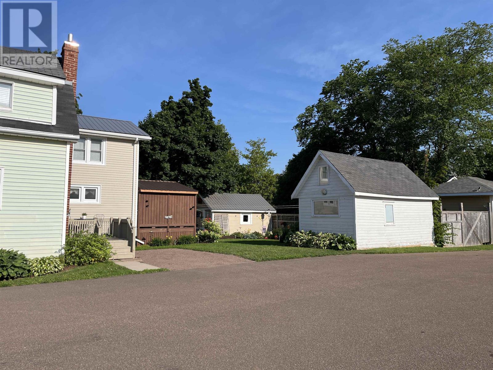 285 CONVENT Street - Photo 3