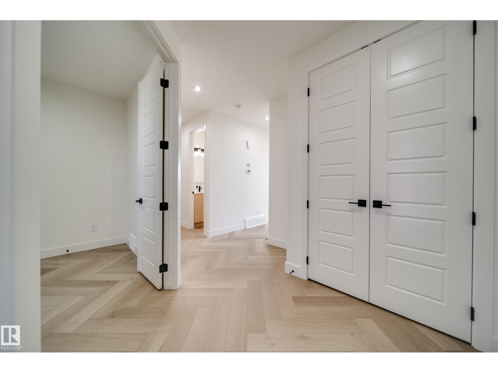 5 PIERWYCK LO