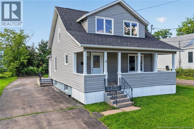 18 Seaman Street