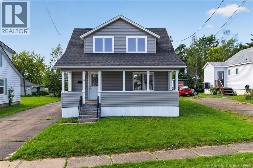 18 Seaman Street - Photo 2