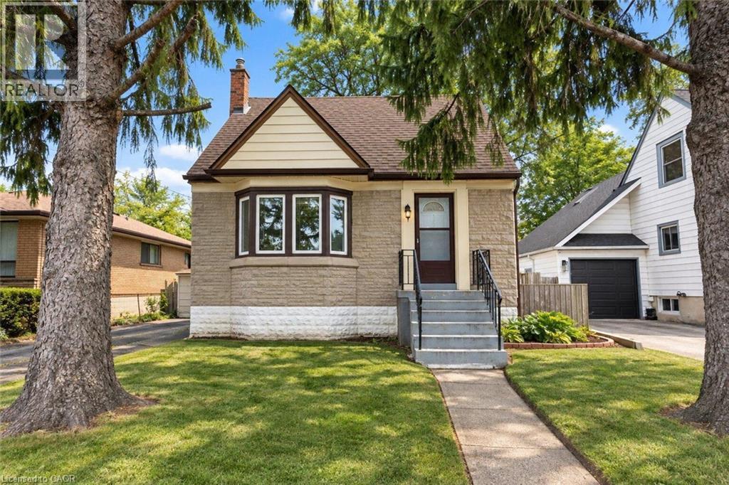 269 QUEENSDALE Avenue E