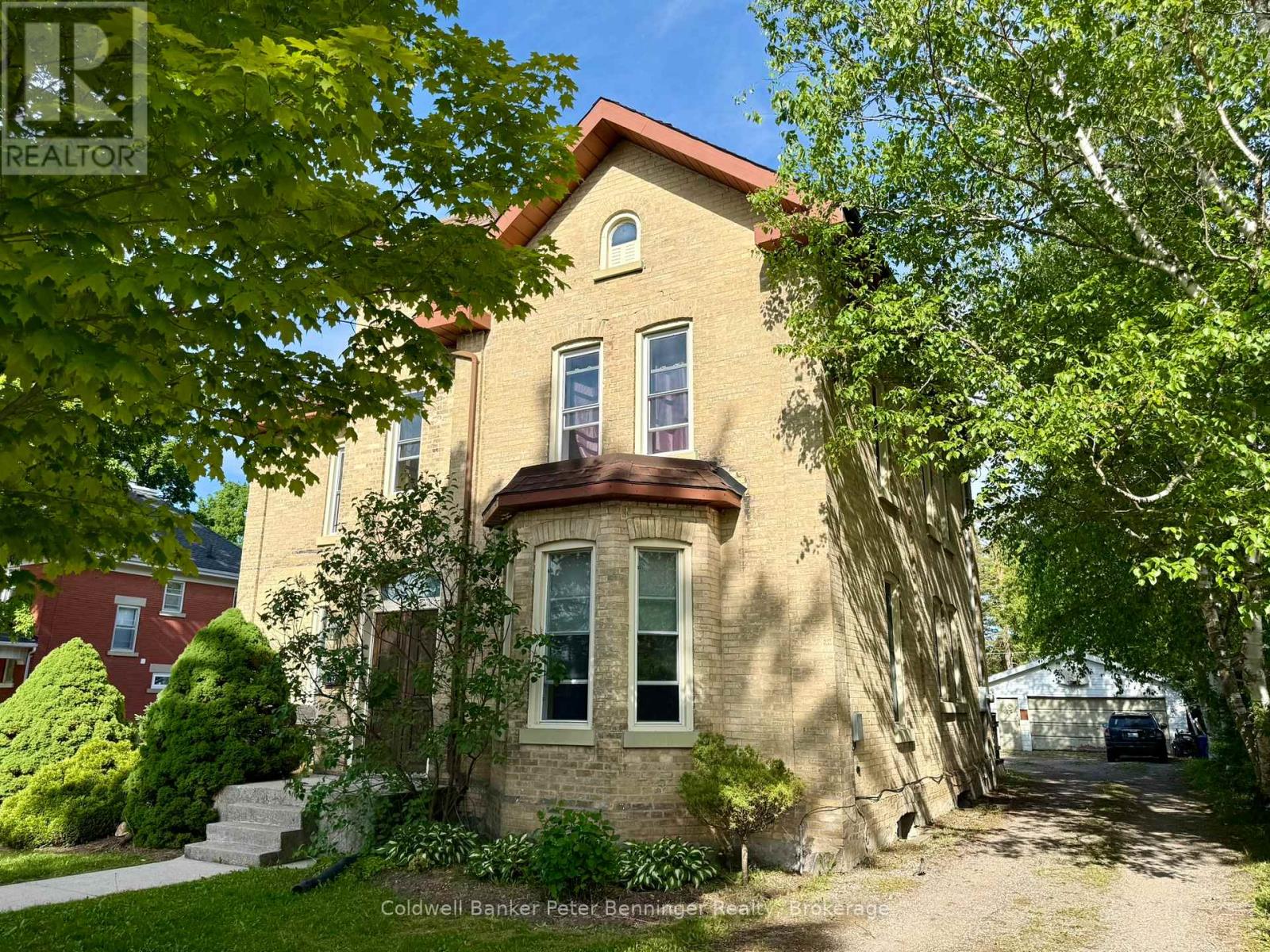 612 COLBORNE STREET