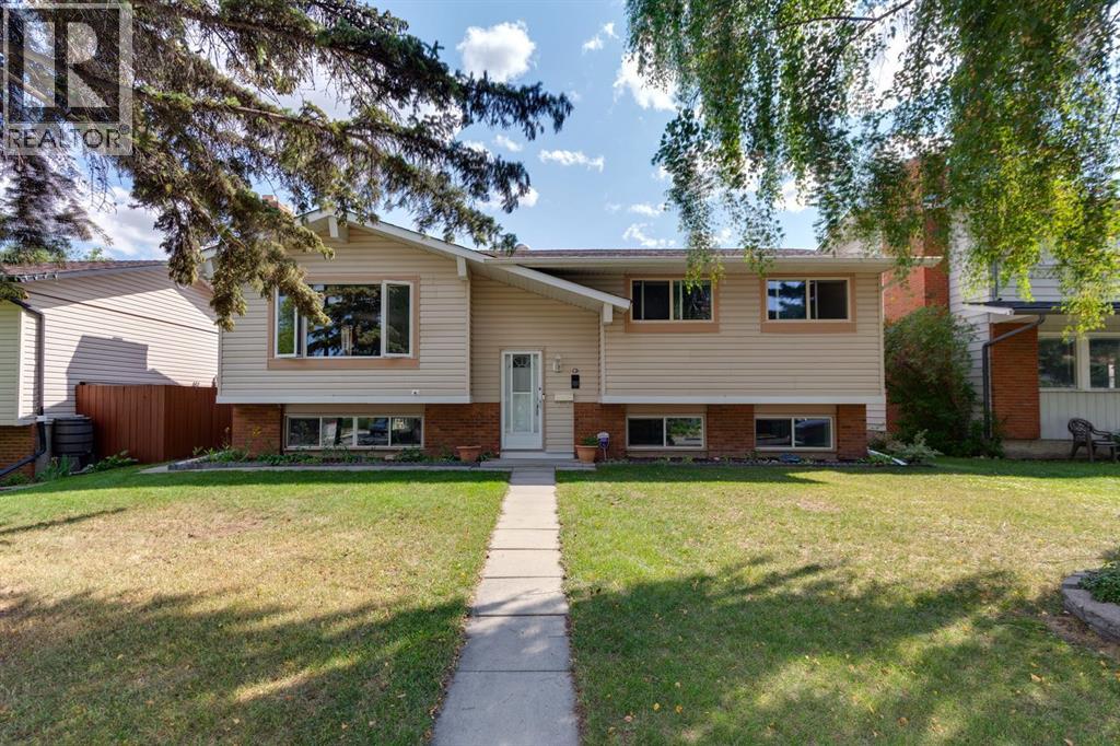532 Queensland Circle SE