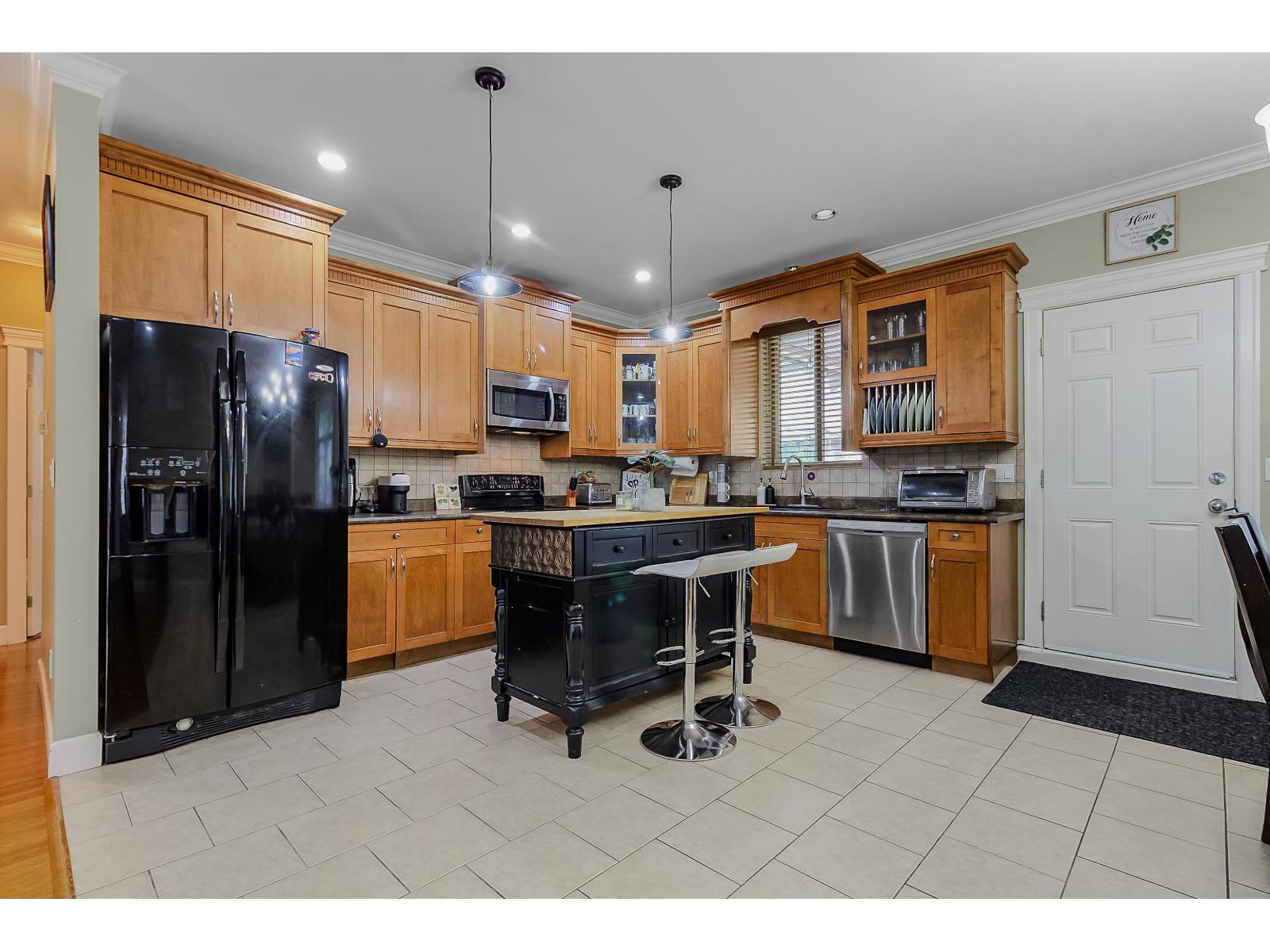 46225 KERMODE CRESCENT, Promontory