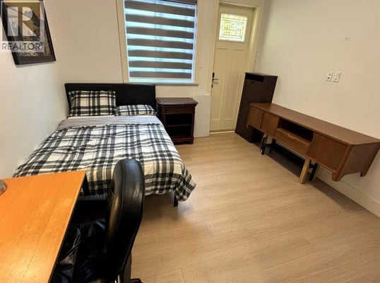 8251 Brownell Rd, Richmond, BC 3