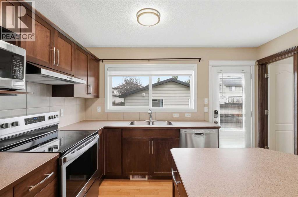 258 Cranberry Place SE