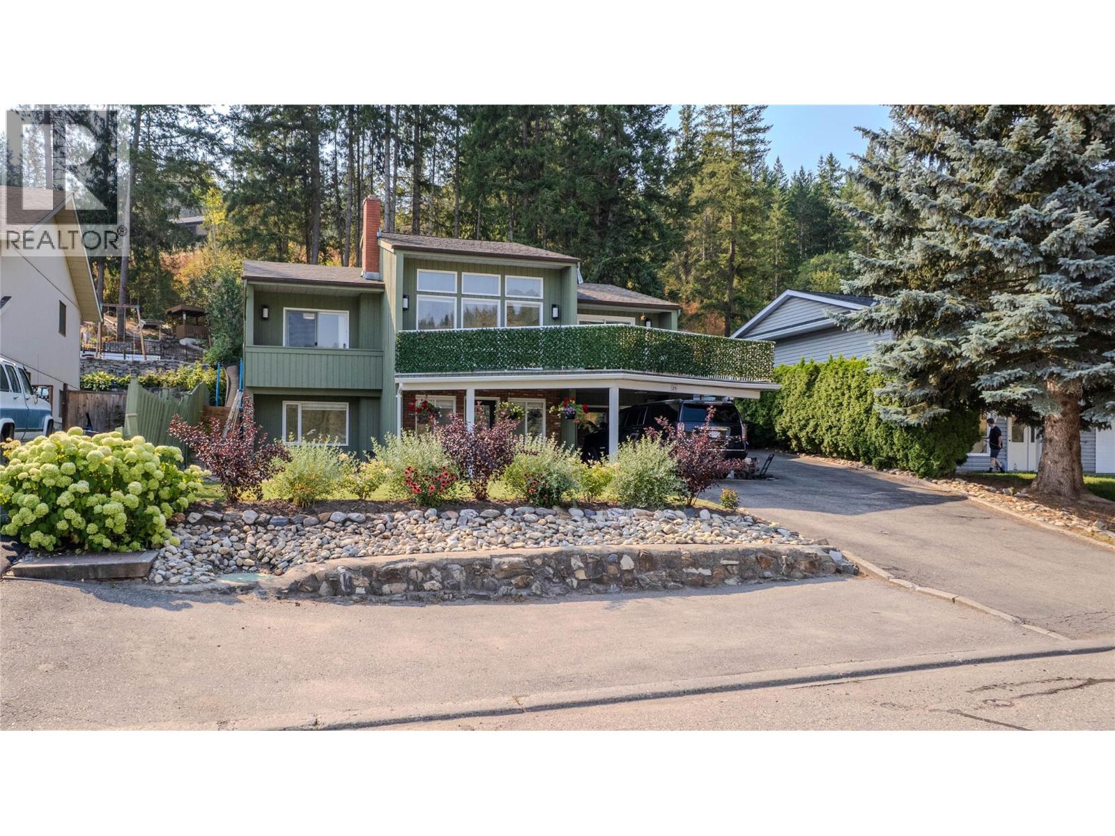 29 Preston Crescent