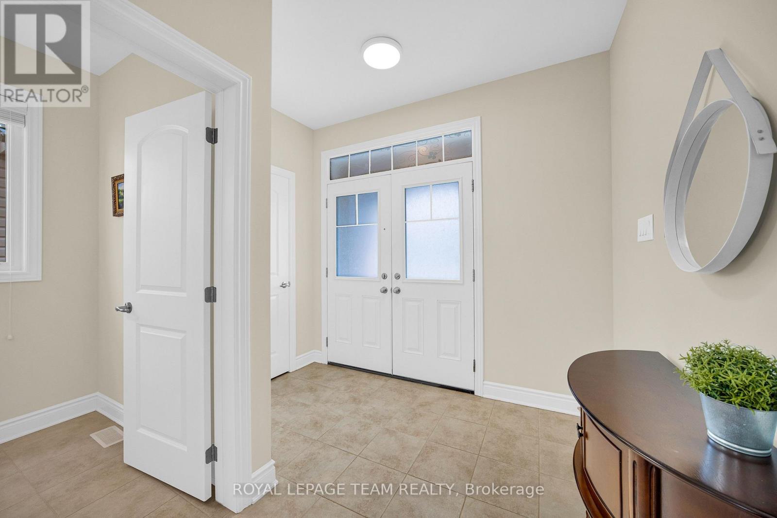 607 PARADE DRIVE