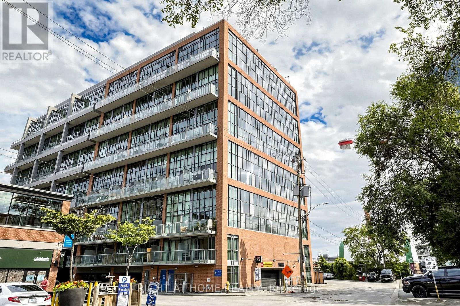 510 - 5 HANNA AVENUE
